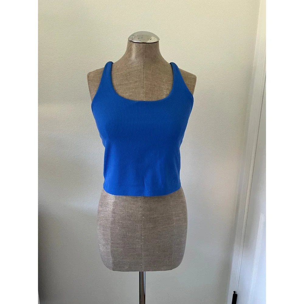 HeyNuts 2-Piece Blue Activewear Set- Built-In Bra Tank (L) & Leggings (M)